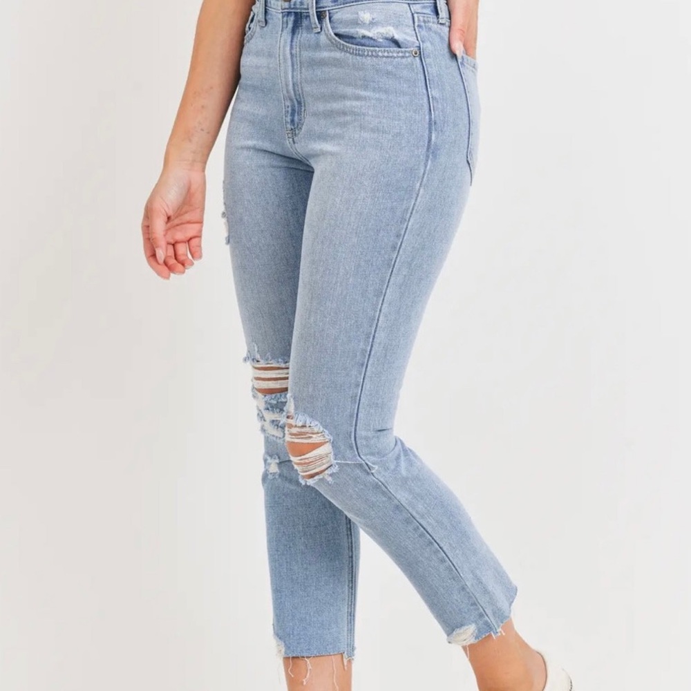 High Rise Girlfriend Jeans! - Picture 6 of 6